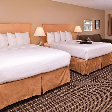 Campus Inn & Suites Eugene Downtown Екстериор снимка