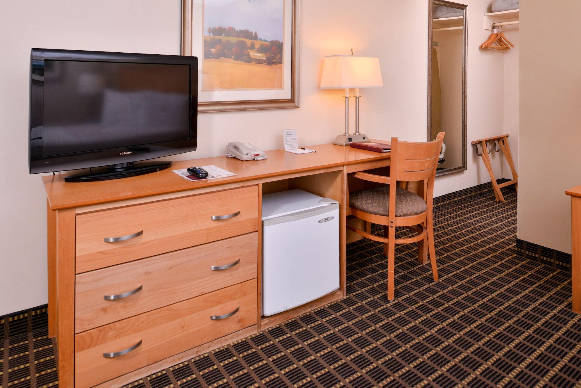Campus Inn & Suites Eugene Downtown Екстериор снимка