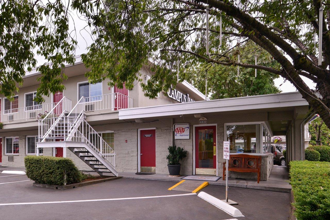 Campus Inn & Suites Eugene Downtown Екстериор снимка
