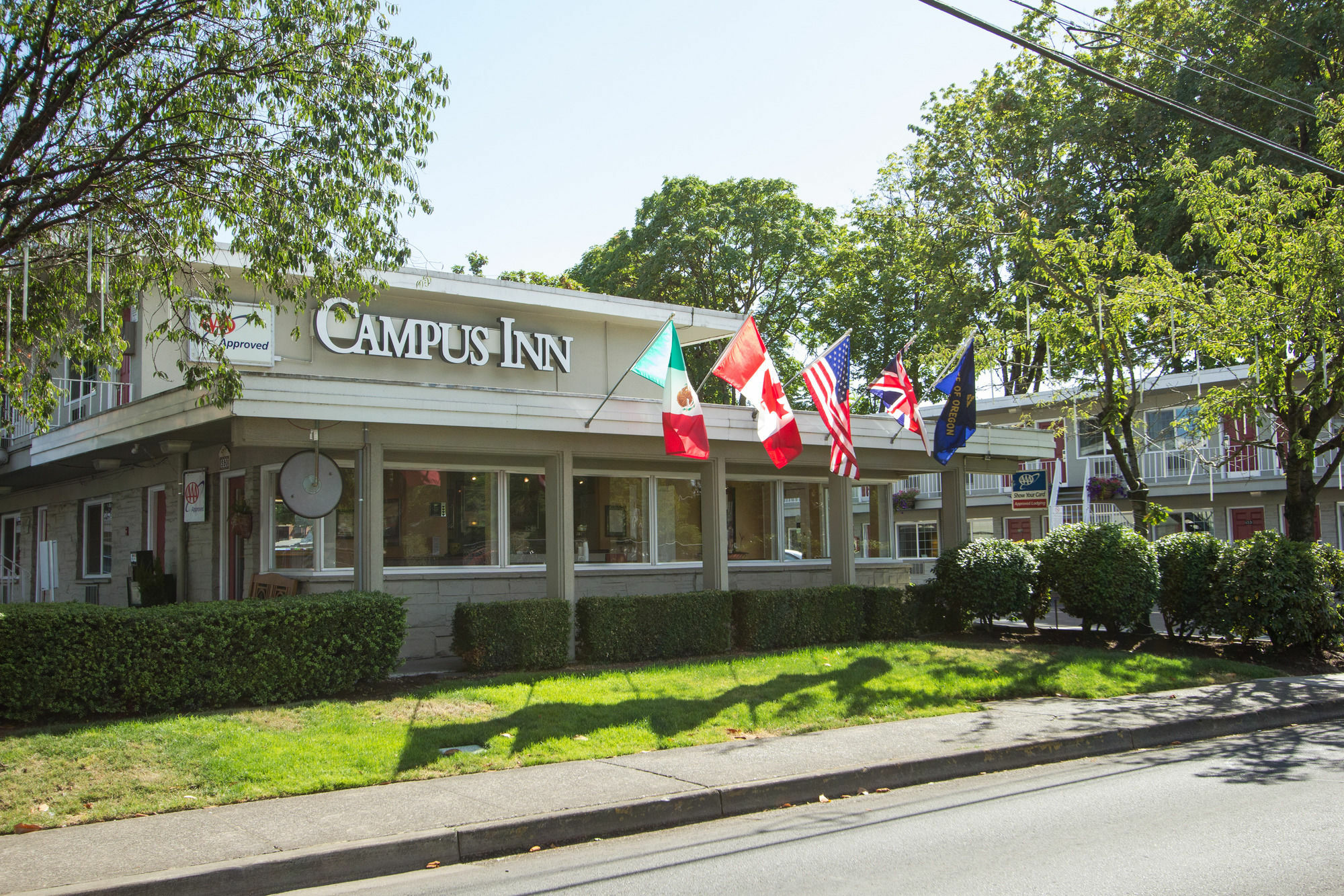 Campus Inn & Suites Eugene Downtown Екстериор снимка